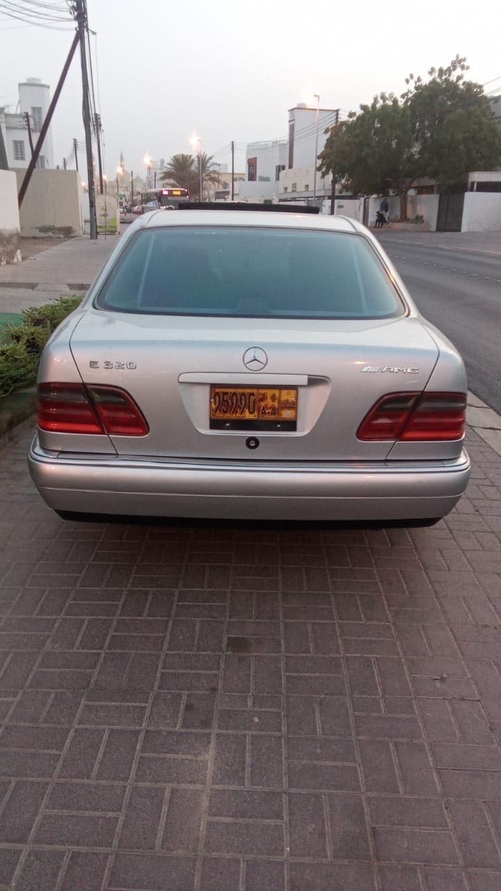 Car Image 1997 MERCEDES E Class 320