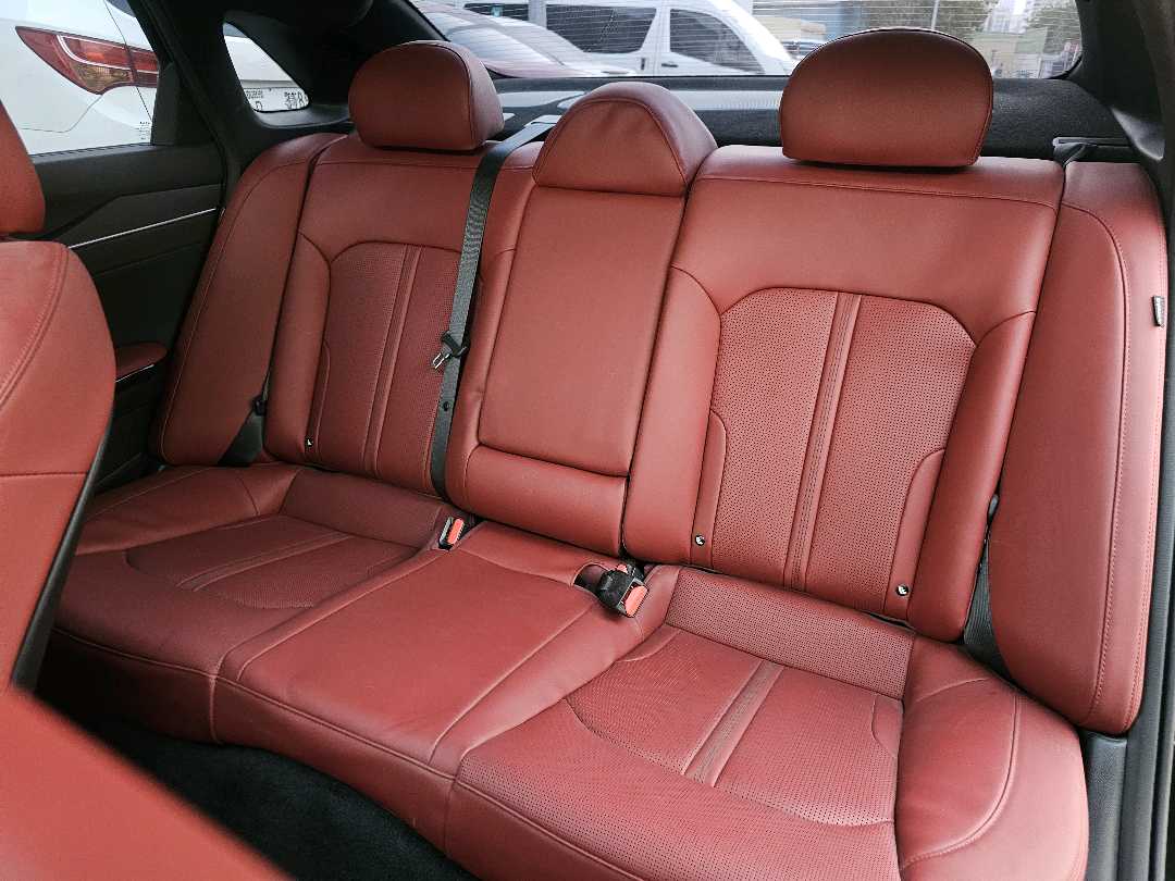 Car Image 2025 KIA K5 