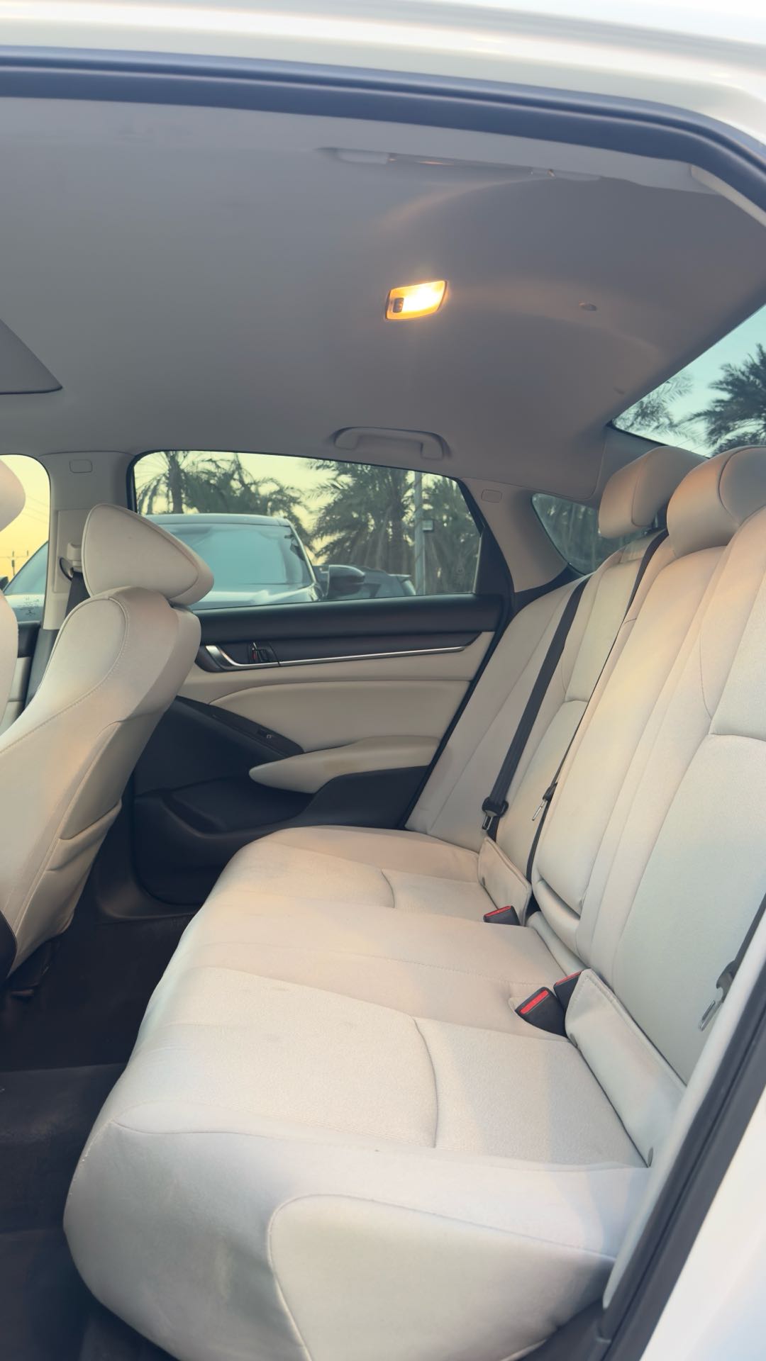 Car Image 2019 HONDA ACCORD EXL
