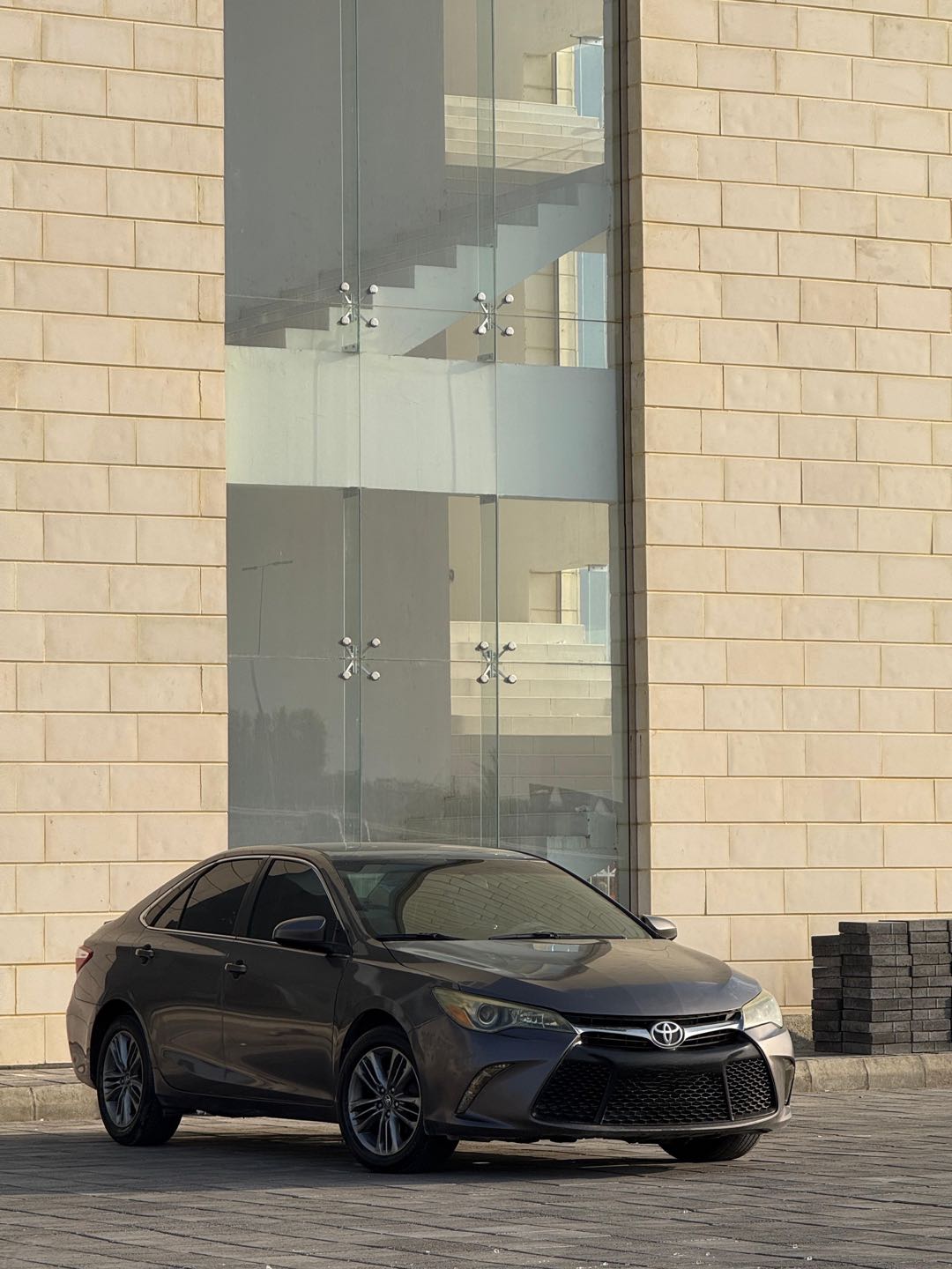 Car Image 2017 TOYOTA CAMRY SE
