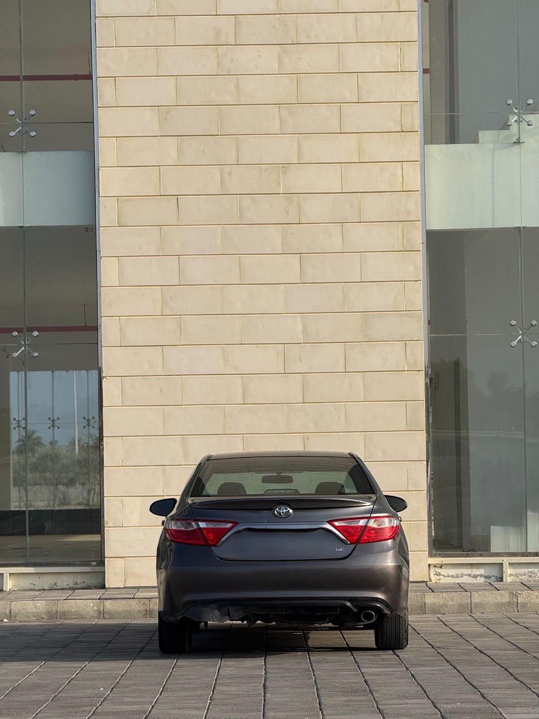 Car Image 2017 TOYOTA CAMRY SE
