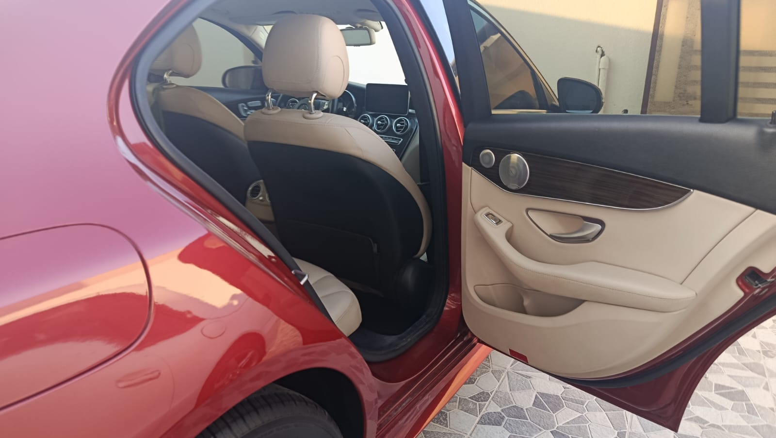 Car Image 2017 MERCEDES C Class 300
