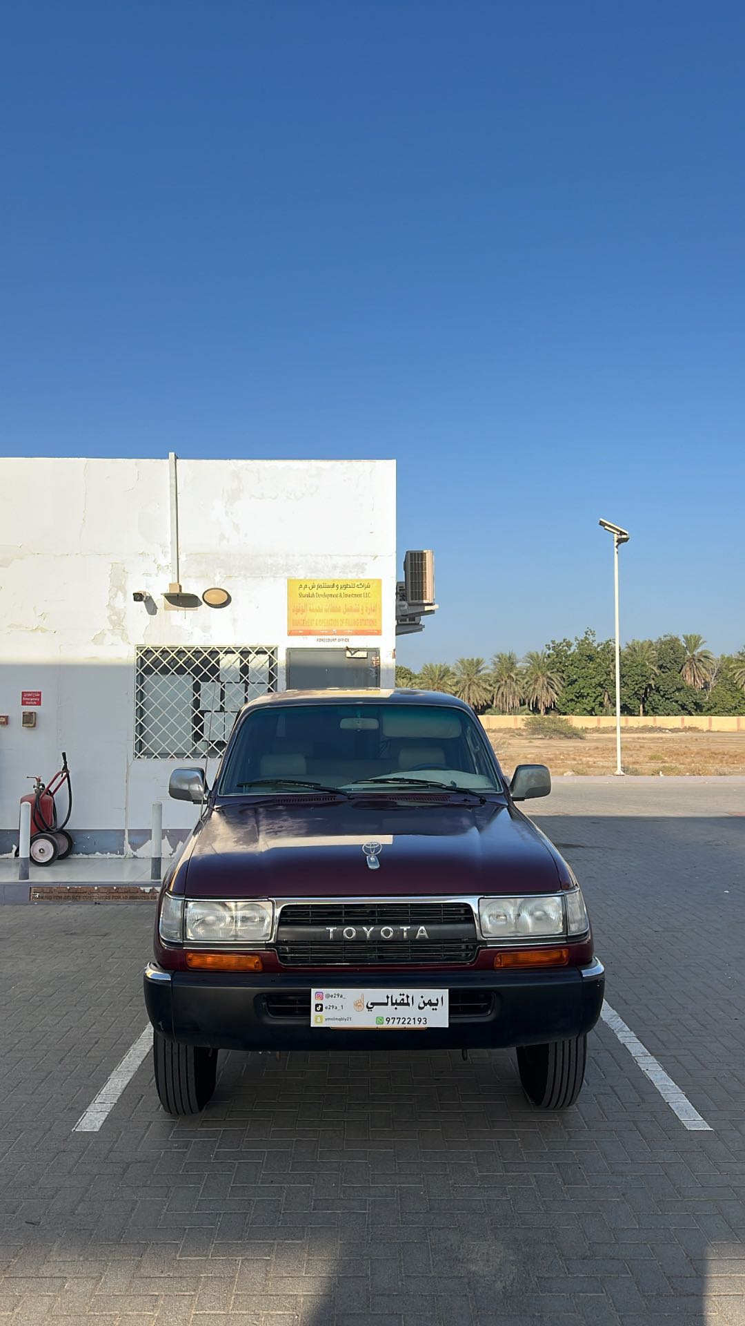 Car Image 1991 TOYOTA LAND CRUISER 