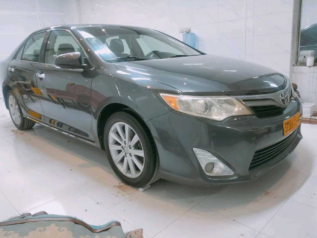 Car Image 2012 TOYOTA CAMRY LE