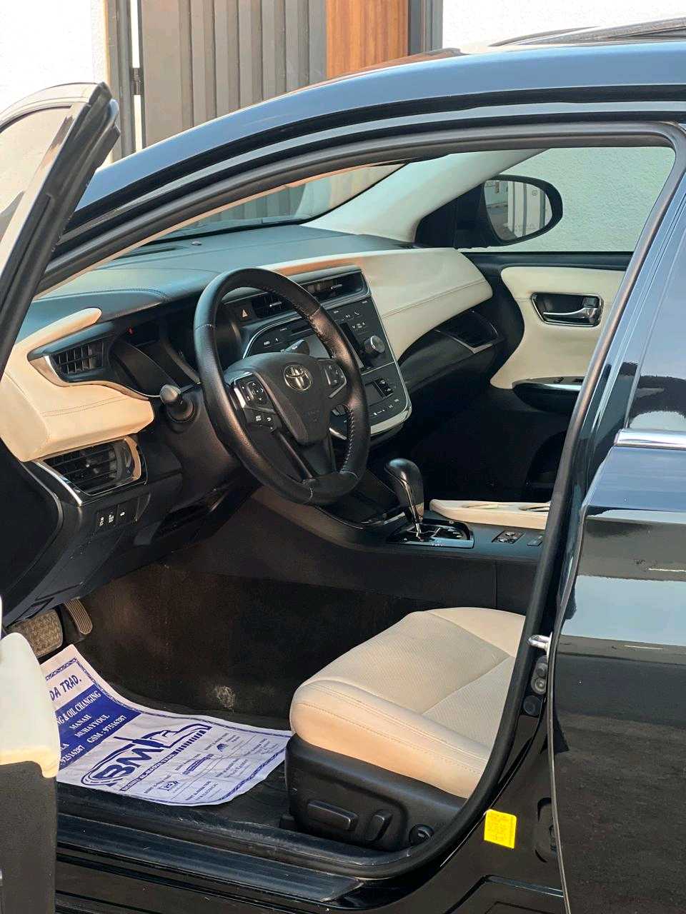 Car Image 2016 TOYOTA AVALON XLE
