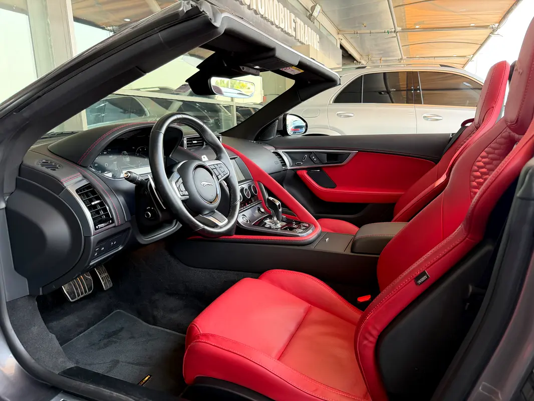 Car Image 2022 JAGUAR F-TYPE 