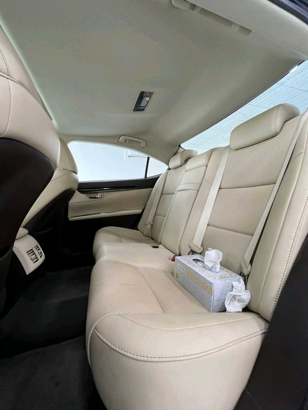 Car Image 2018 LEXUS ES 350