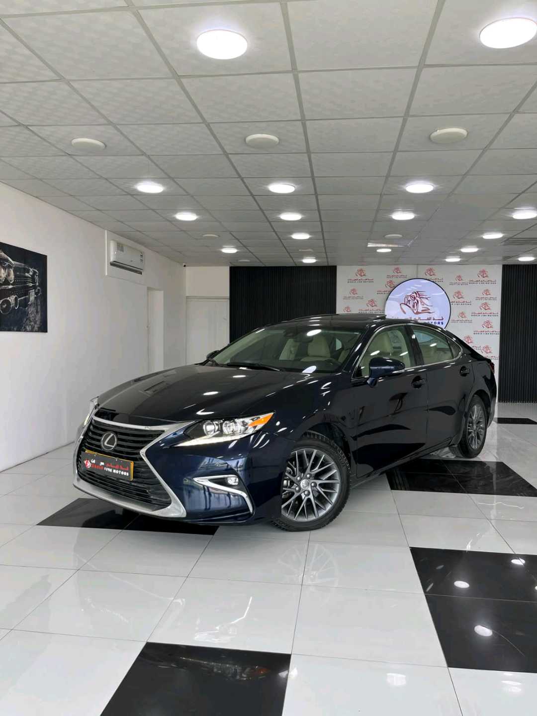 Car Image 2018 LEXUS ES 350