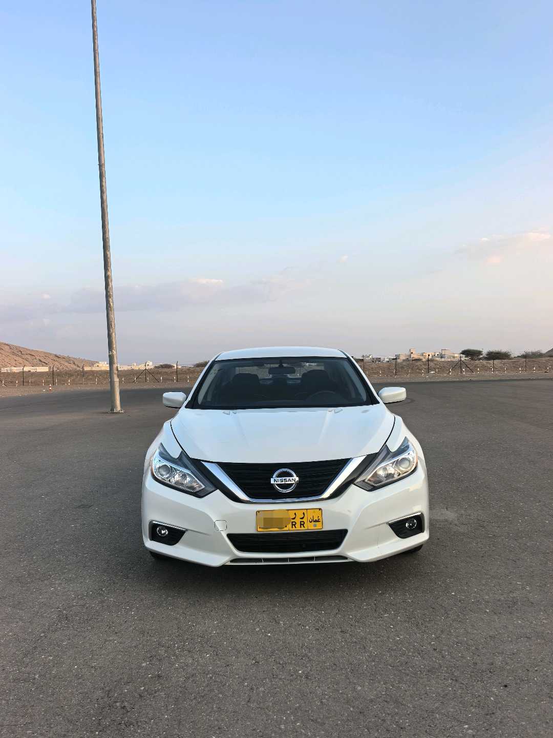 Car Image 2016 NISSAN ALTIMA SV