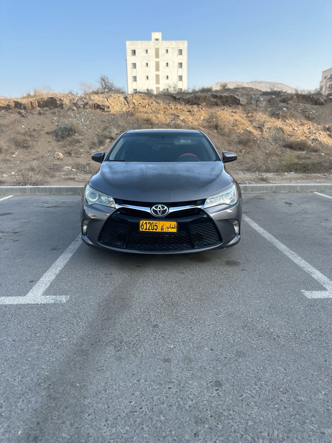 Car Image 2015 TOYOTA CAMRY SE