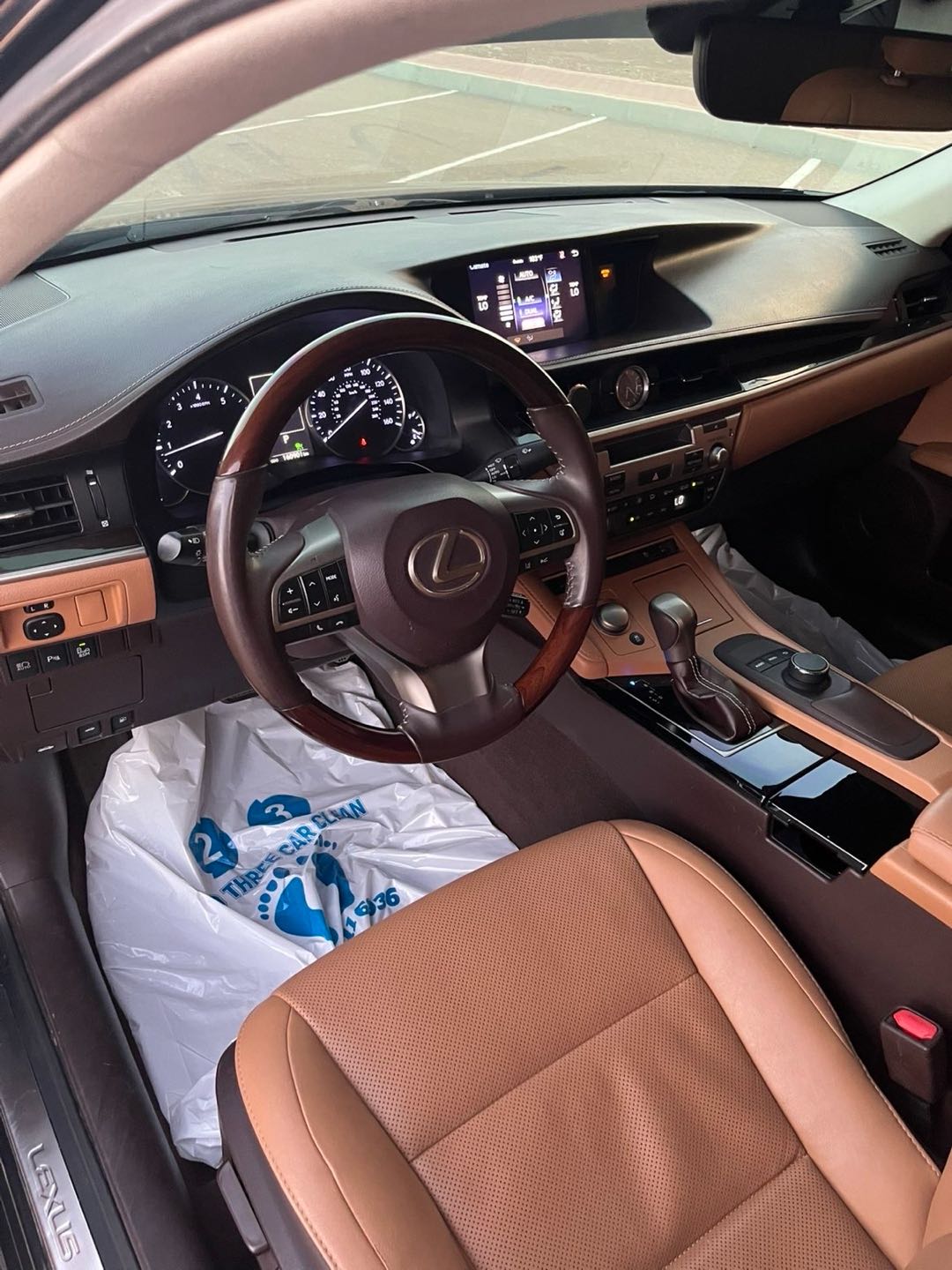 Car Image 2018 LEXUS ES 350