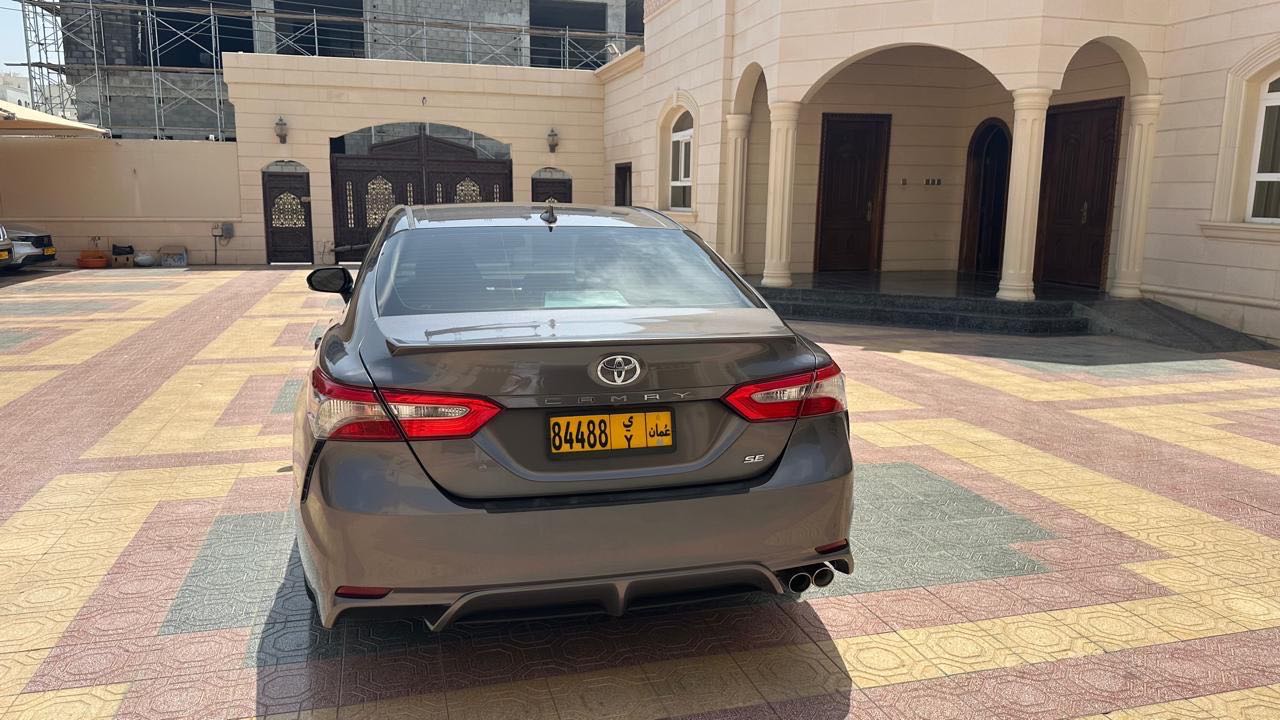 Car Image 2019 TOYOTA CAMRY SE