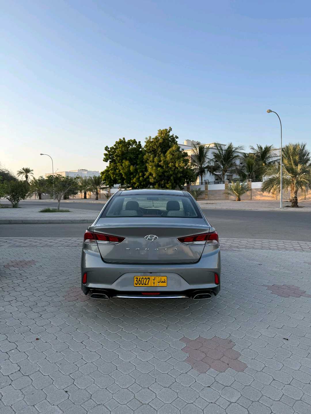 Car Image 2018 HYUNDAI SONATA LIMITED