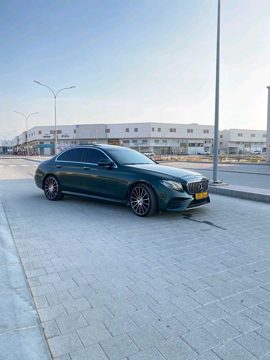 Car Image 2017 MERCEDES E Class 300