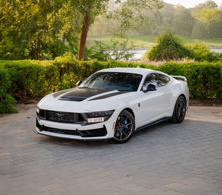 FORD MUSTANG 2024