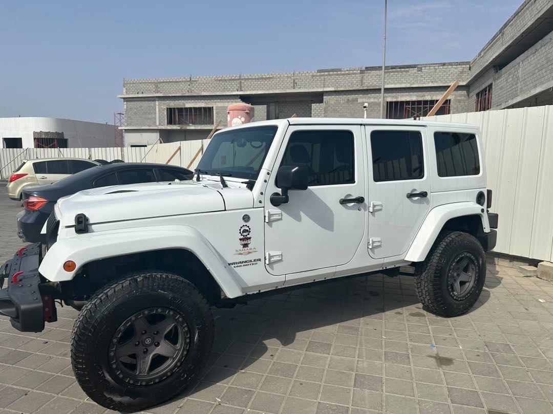 Car Image 2014 JEEP WRANGLER SAHARA