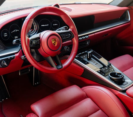 PORSCHE 911 2023