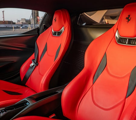 FERRARI GTB 2022