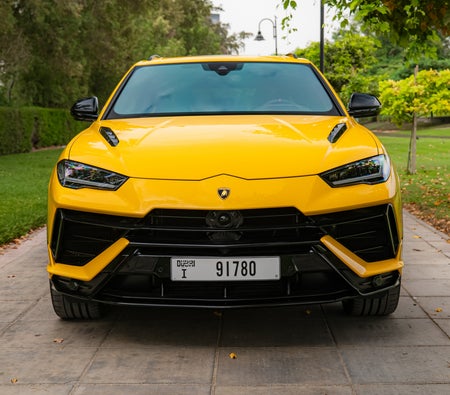 LAMBORGHINI URUS 2024
