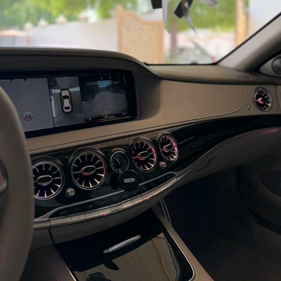 Car Image 2015 MERCEDES S Class 550