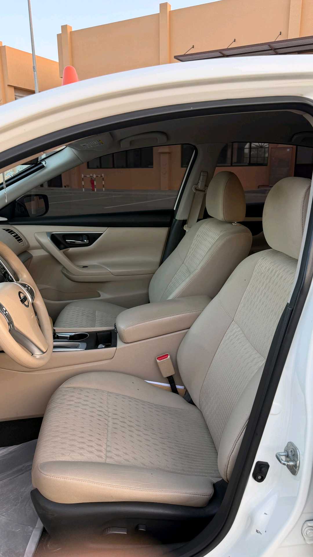 Car Image 2017 NISSAN ALTIMA S