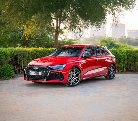 AUDI RS 3 2025