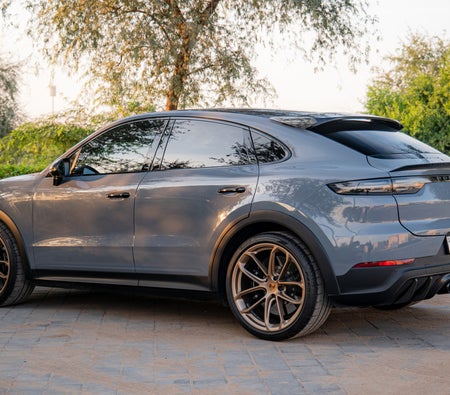 PORSCHE CAYENNE 2023