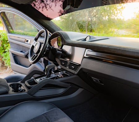 PORSCHE CAYENNE 2023