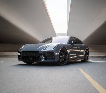 PORSCHE PANAMERA 2025