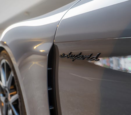 PORSCHE PANAMERA 2025