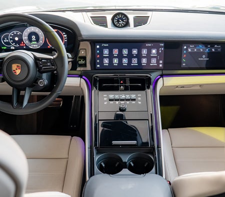 PORSCHE PANAMERA 2025