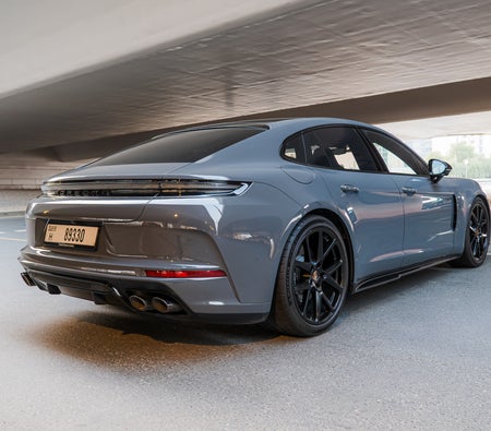 PORSCHE PANAMERA 2025