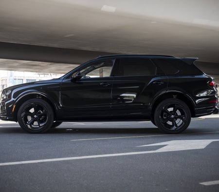 BENTLEY BENTAYGA 2022