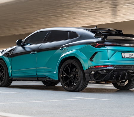 LAMBORGHINI URUS 2022
