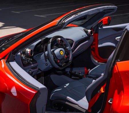 FERRARI F8 2023