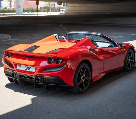 FERRARI F8 2023