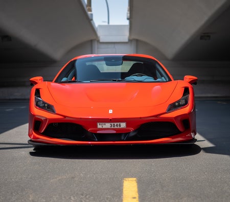 FERRARI F8 2023
