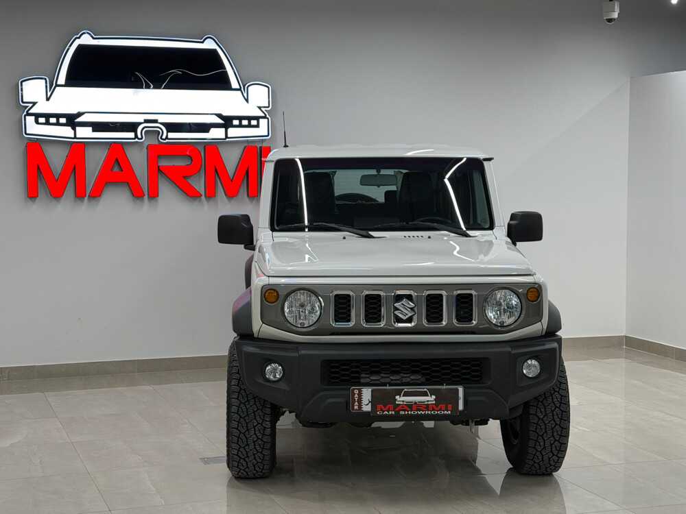 Car Image 2024 SUZUKI JIMNY 