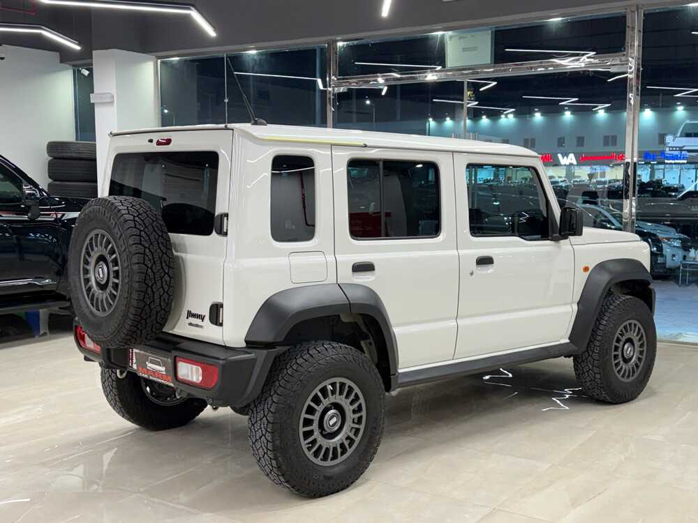 Car Image 2024 SUZUKI JIMNY 