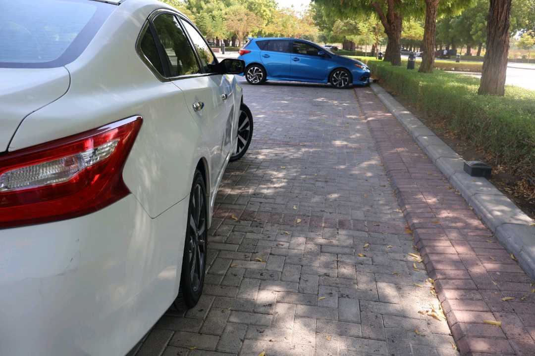 Car Image 2017 NISSAN ALTIMA SR
