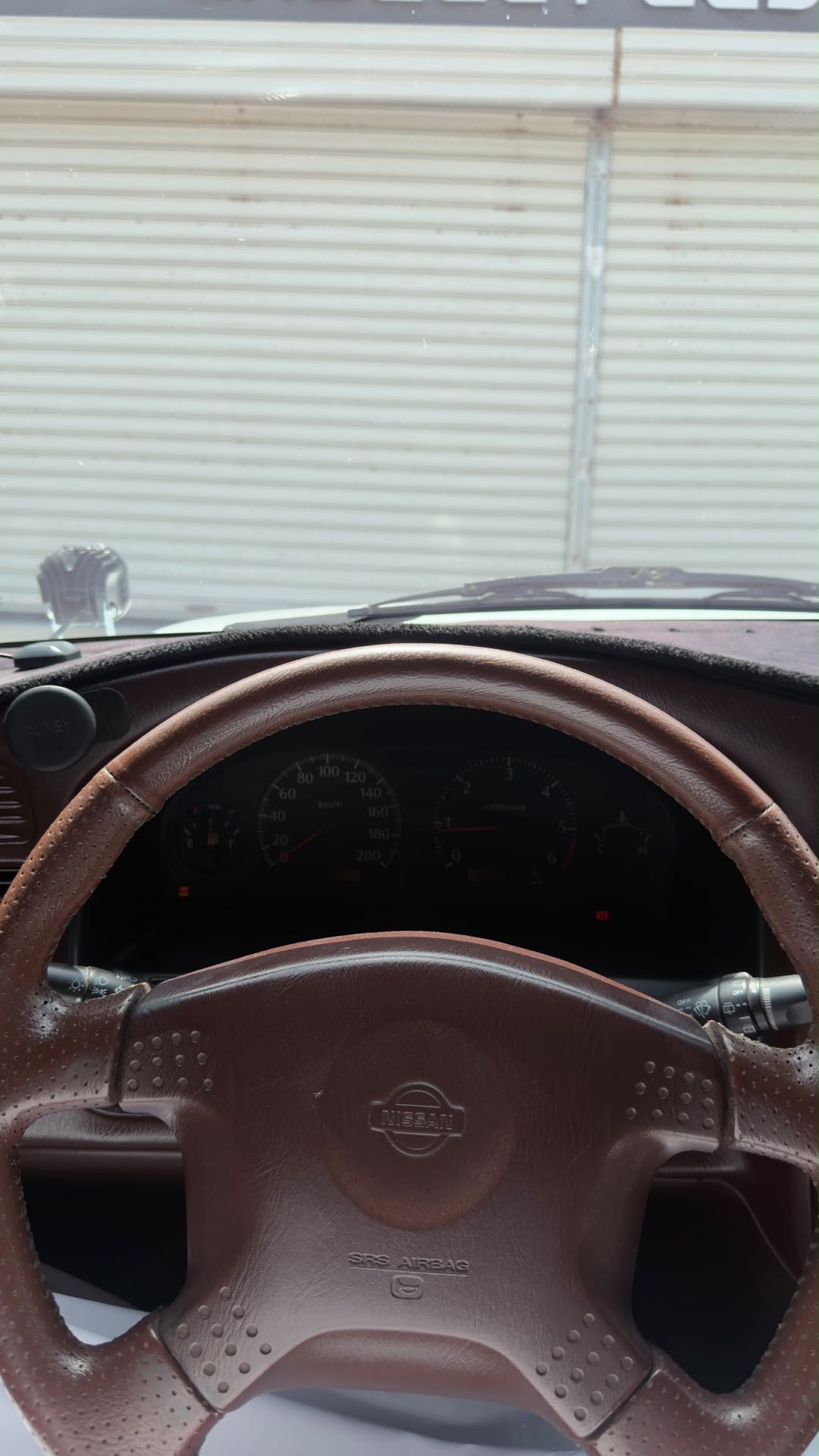 Car Image 1997 NISSAN SAFARI 