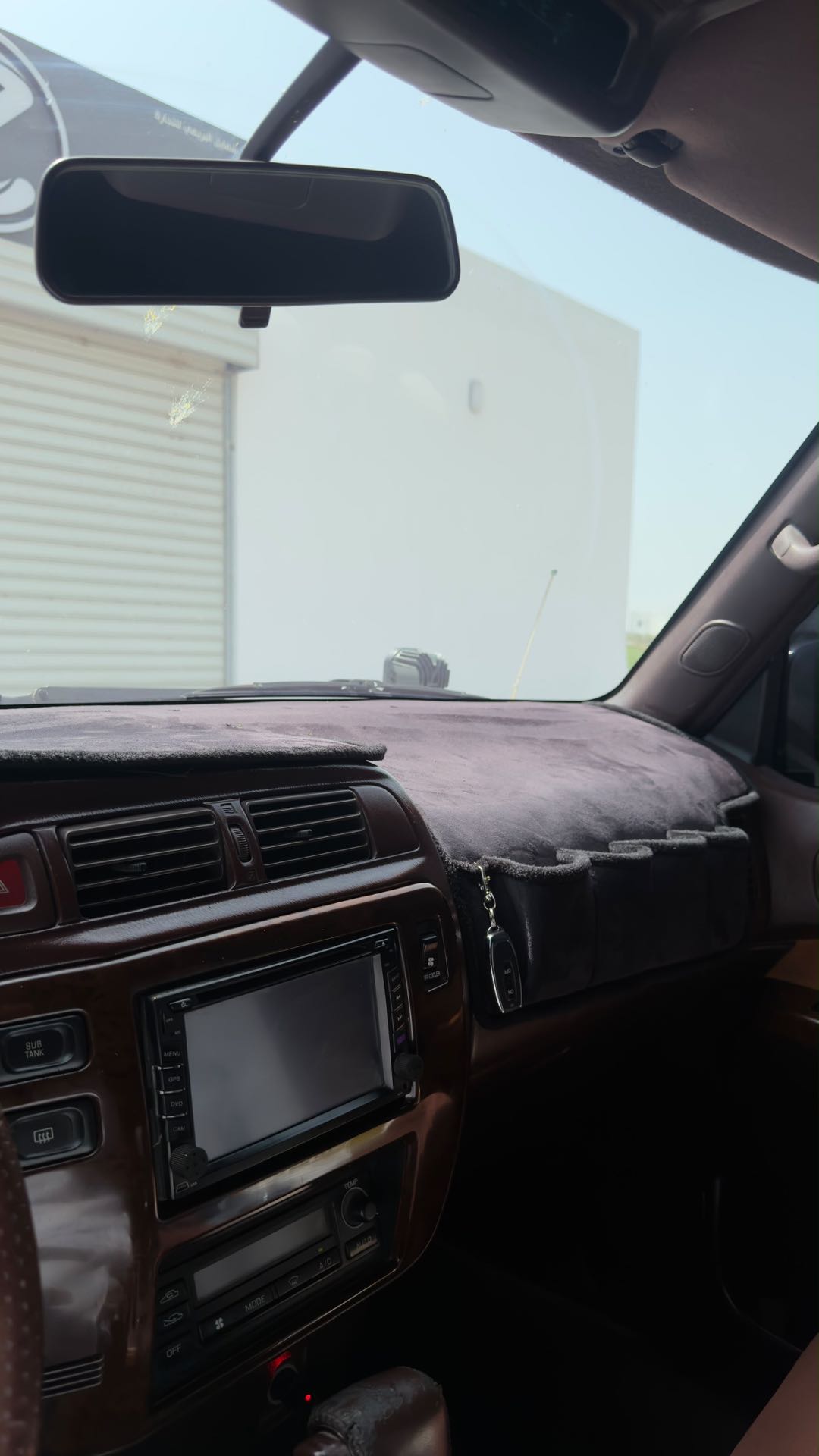 Car Image 1997 NISSAN SAFARI 