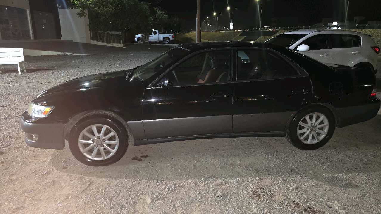 Car Image 1999 LEXUS ES 300