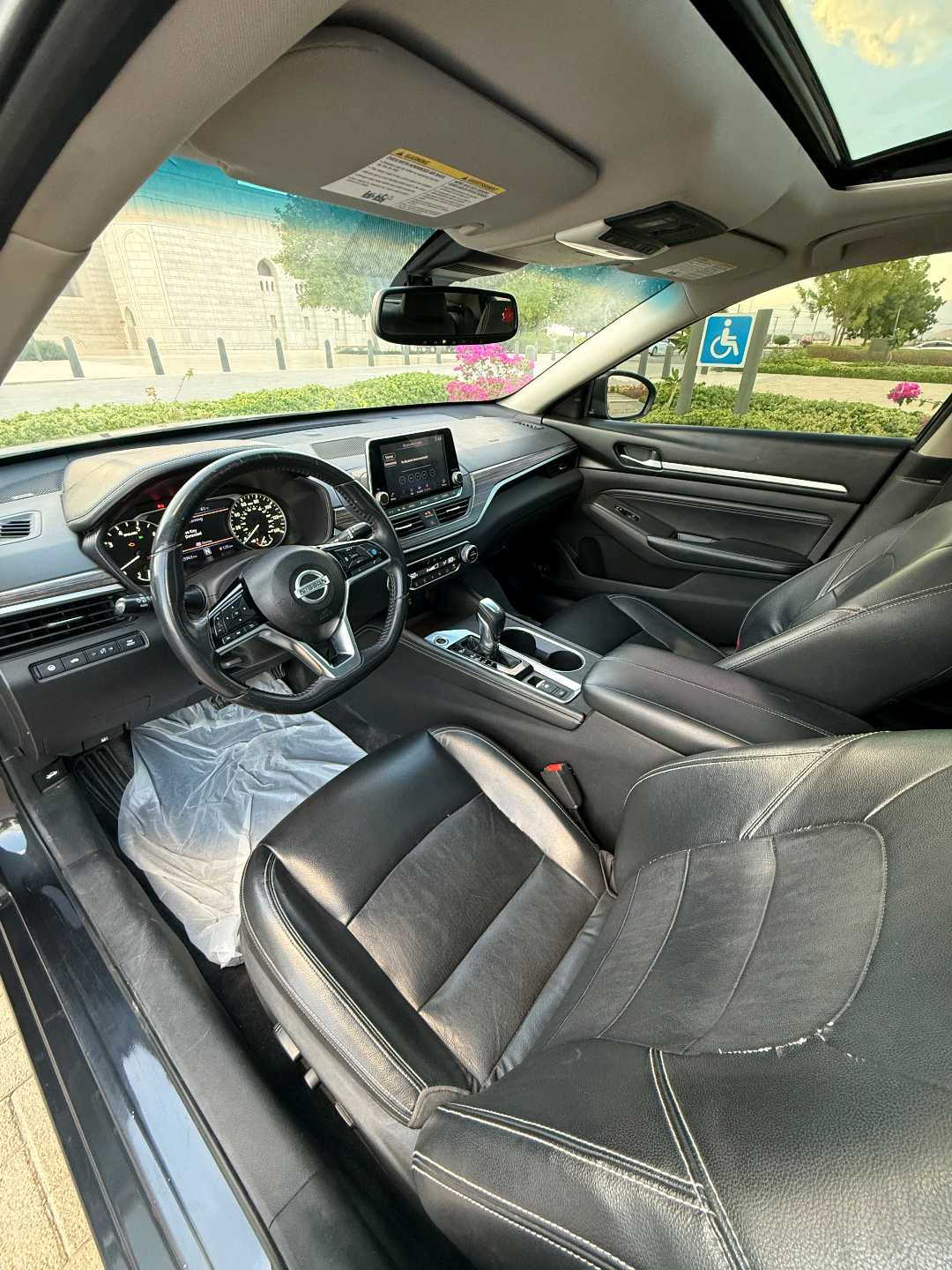 Car Image 2019 NISSAN ALTIMA SL