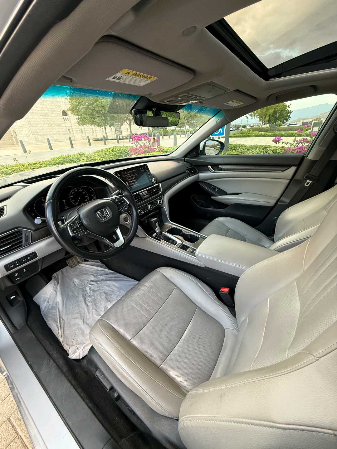 Car Image 2018 HONDA ACCORD TOURING