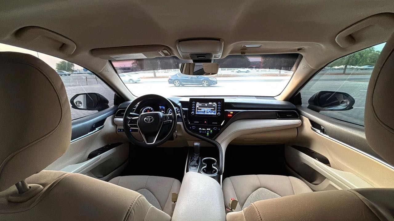 Car Image 2023 TOYOTA CAMRY LE