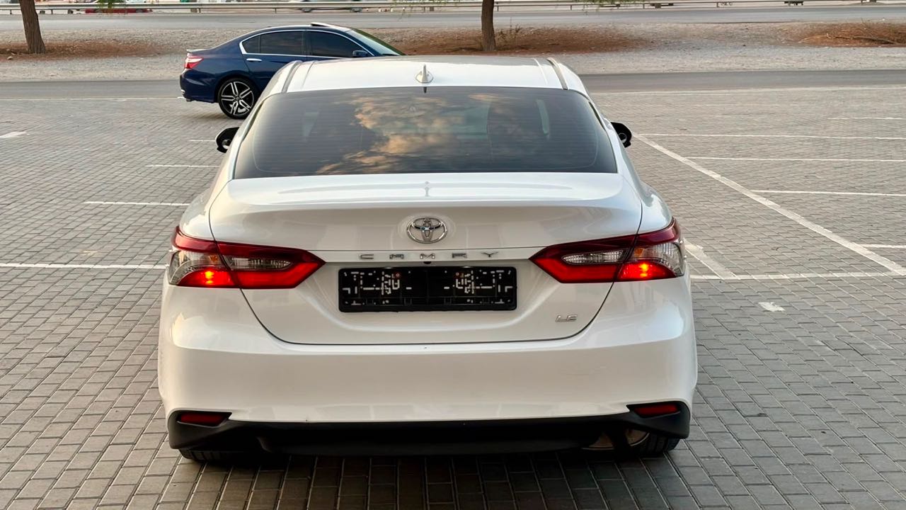 Car Image 2023 TOYOTA CAMRY LE