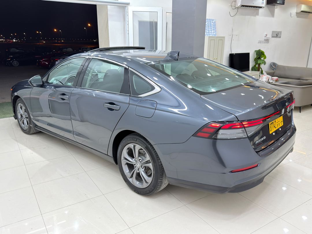 Car Image 2024 HONDA ACCORD EX