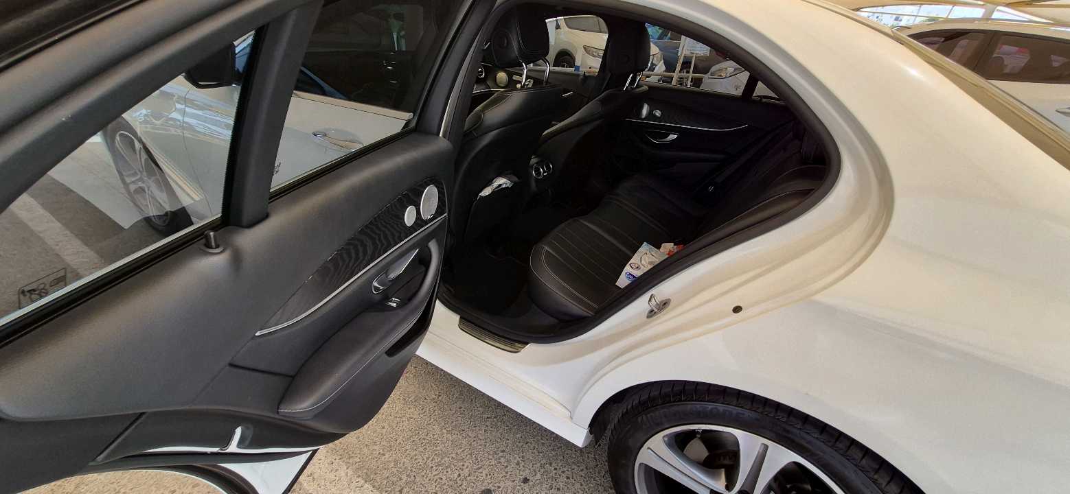 Car Image 2019 MERCEDES E Class 300