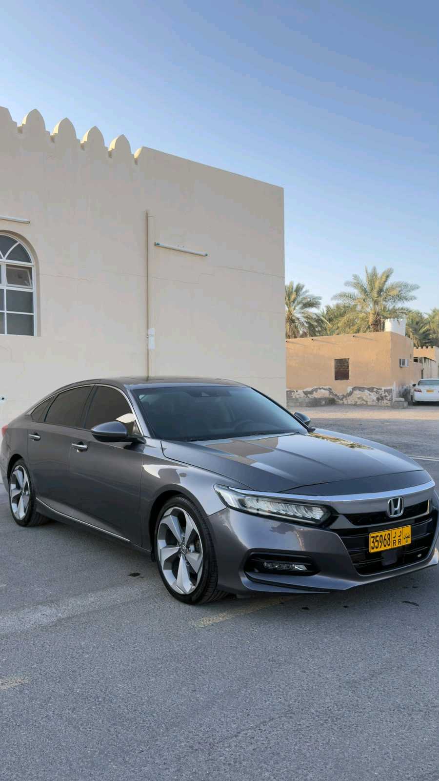 Car Image 2018 HONDA ACCORD TOURING